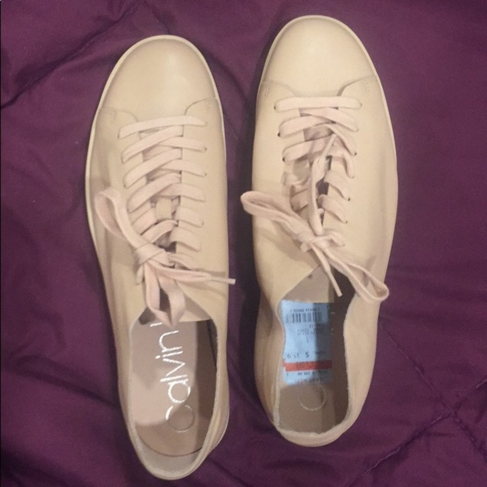 NWT Calvin Klein Sneakers